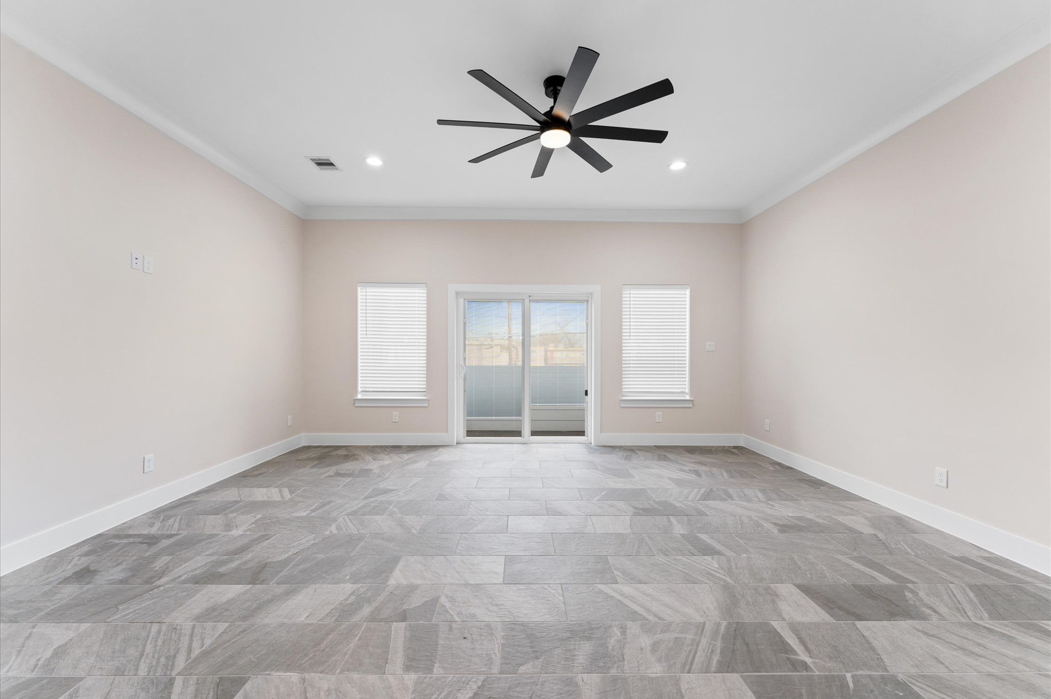 1908 Dismuke Street, Unit A Houston, TX 77023 - Photo 22 of 42