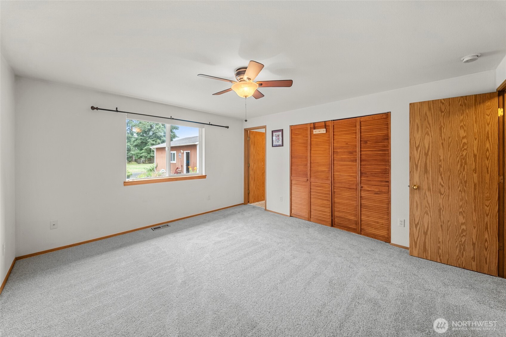 5931 184th Lane Southwest Rochester, WA 98579 - Photo 15 of 36
