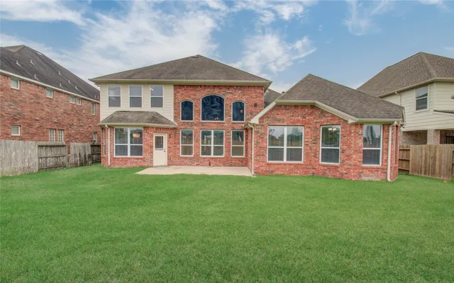 $3,750 | 6707 Gable Wing Lane, Sugar Land, TX 77479