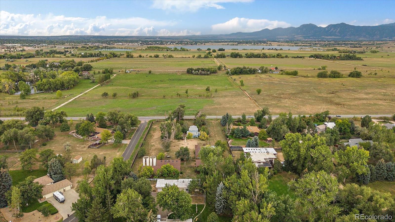 5939 Niwot Road Longmont, CO 80503 - Photo 23 of 25 a view of an ocean and a mountain