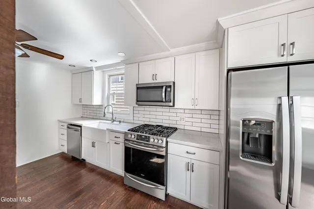 $324,500 | 1084 Van Antwerp Road, Niskayuna, NY 12309