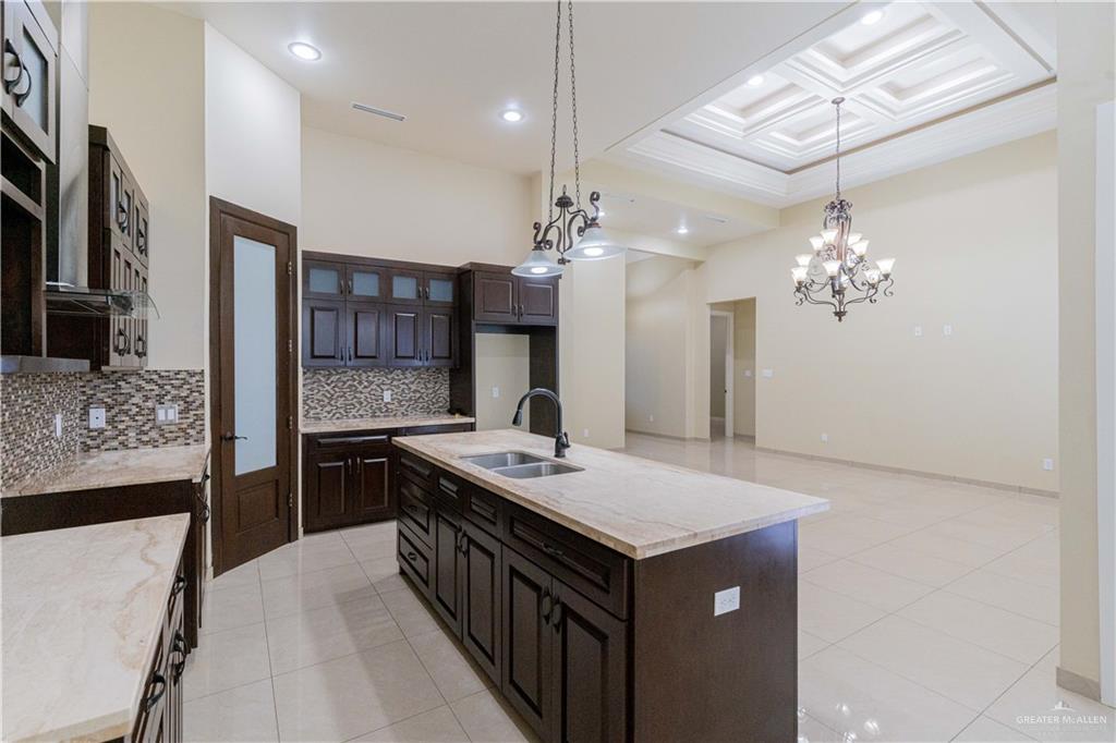 5000 Maple Avenue McAllen, TX 78501 - Photo 6 of 24