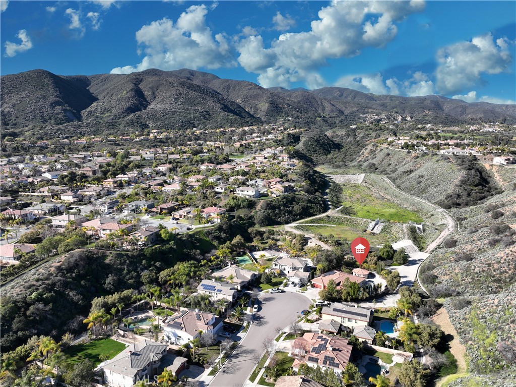 1653 Honors Circle Corona, CA 92883 - Photo 2 of 35