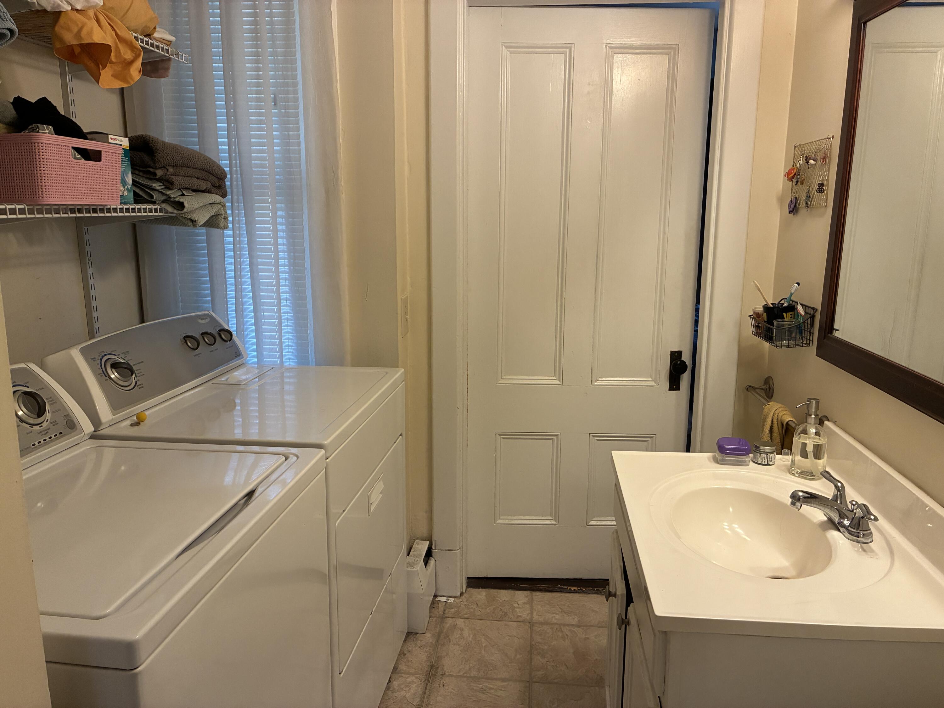 127 Coyle Street Portland, ME 04103 - Photo 10 of 44 IMG_8314