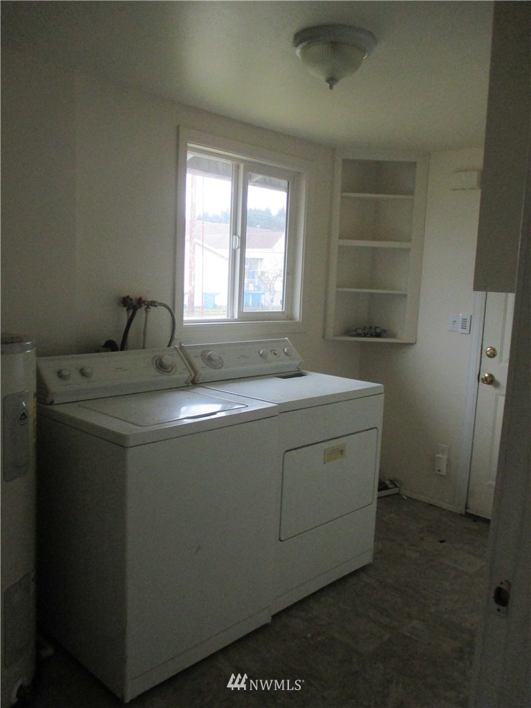 718 Southwest Cascade Avenue Chehalis, WA 98532 - Photo 11 of 14 Gallery Image 11