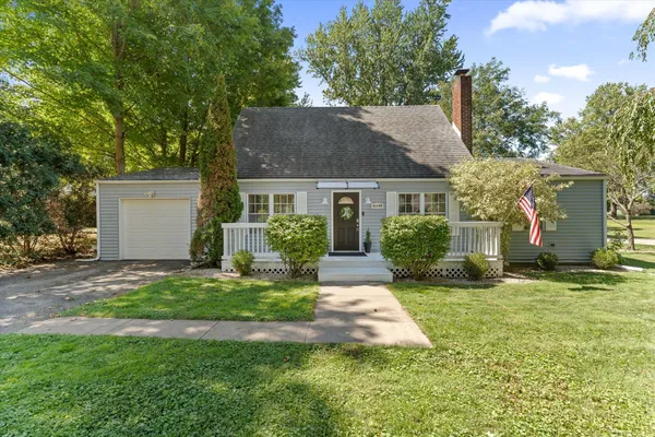 $304,900 | 61140 Lenawee Road, Cassopolis, MI 49031