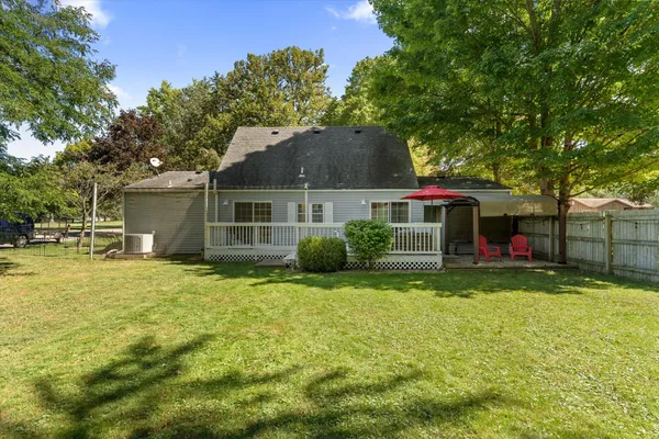 $304,900 | 61140 Lenawee Road, Cassopolis, MI 49031