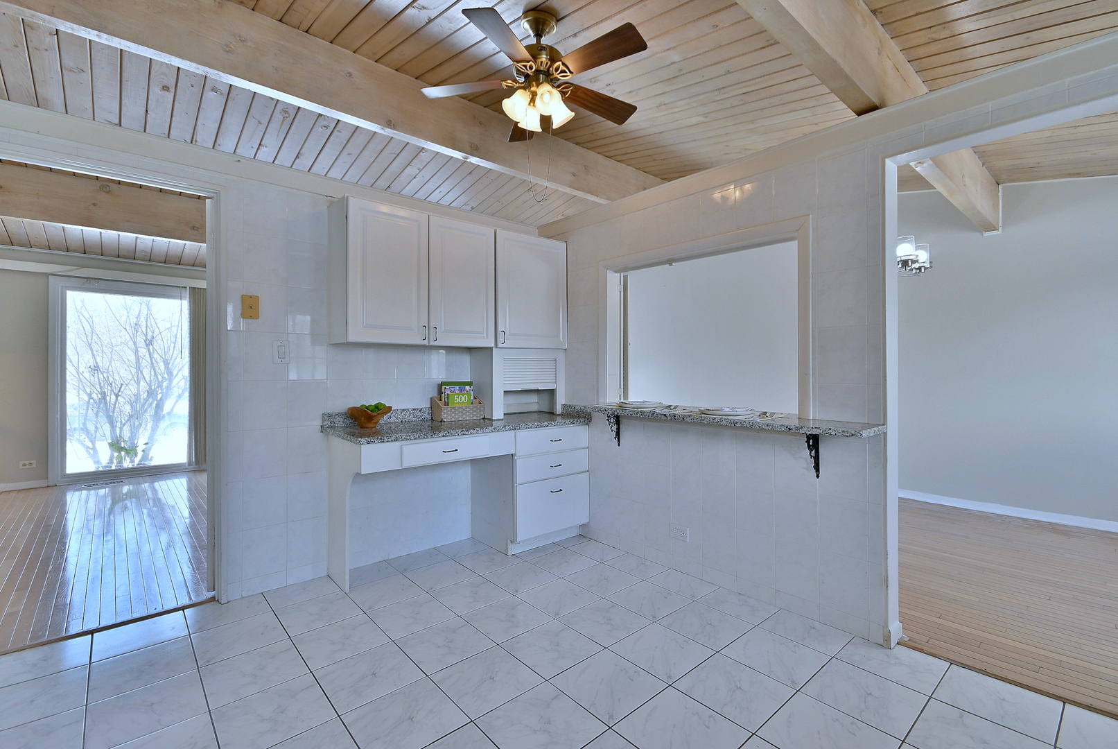 521 Michael Manor Glenview, IL 60025 - Photo 17 of 52