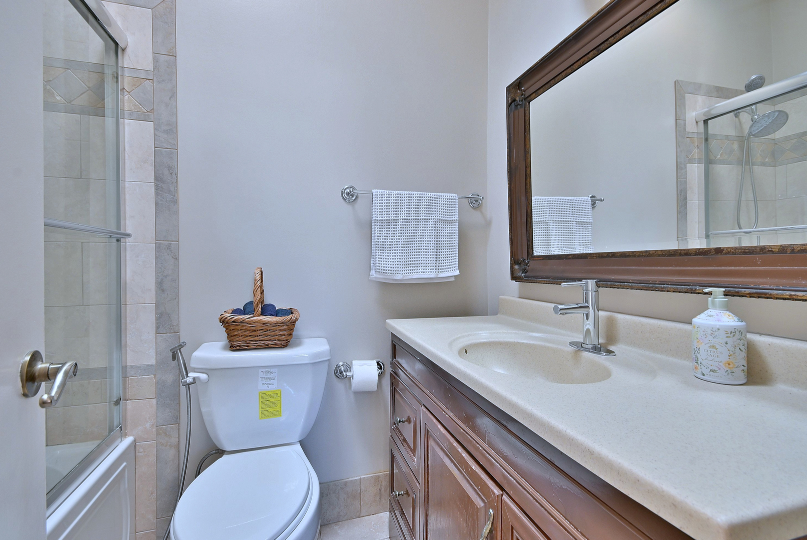 521 Michael Manor Glenview, IL 60025 - Photo 27 of 52 a bathroom with a sink toilet and mirror