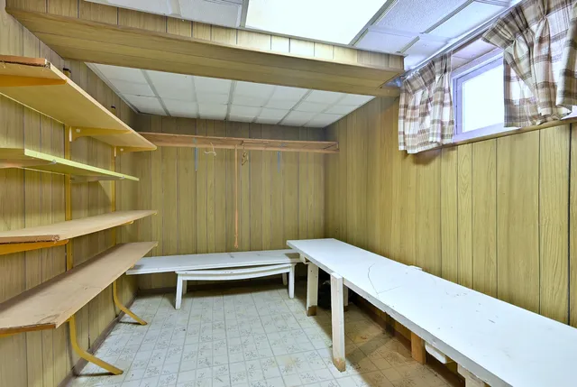 $550,000 | 521 Michael Manor, Glenview, IL 60025