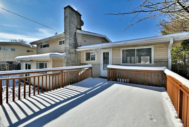 $550,000 | 521 Michael Manor, Glenview, IL 60025