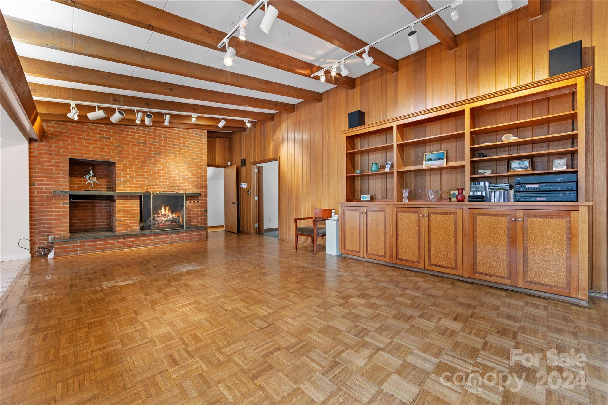 3239 Foxcroft Road Charlotte, NC 28211 - Photo 13 of 42 a view of an empty room