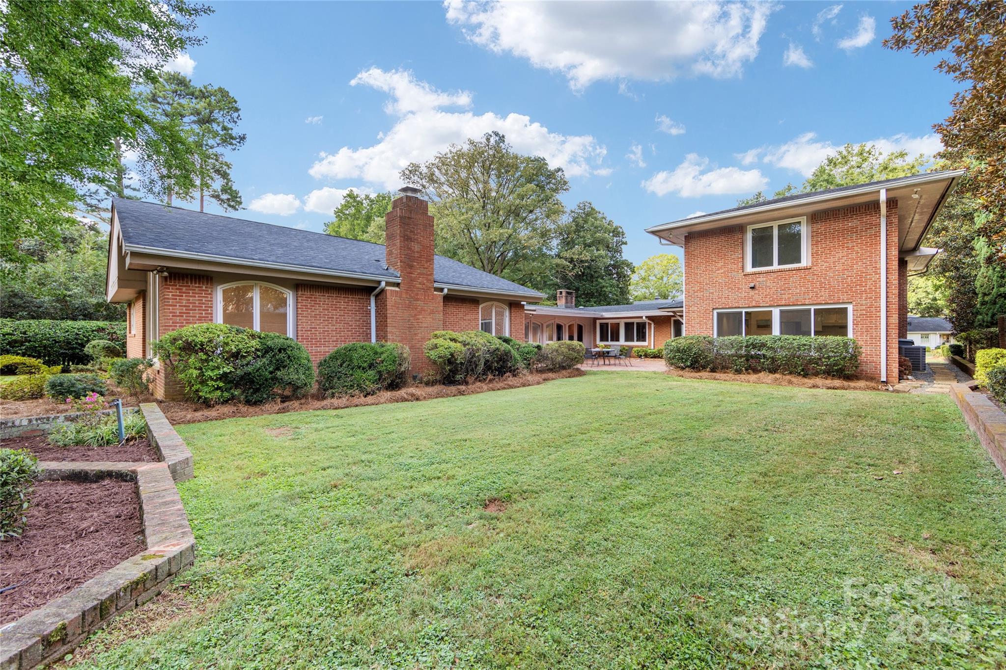 3239 Foxcroft Road Charlotte, NC 28211 - Photo 40 of 42 a house view with a garden space