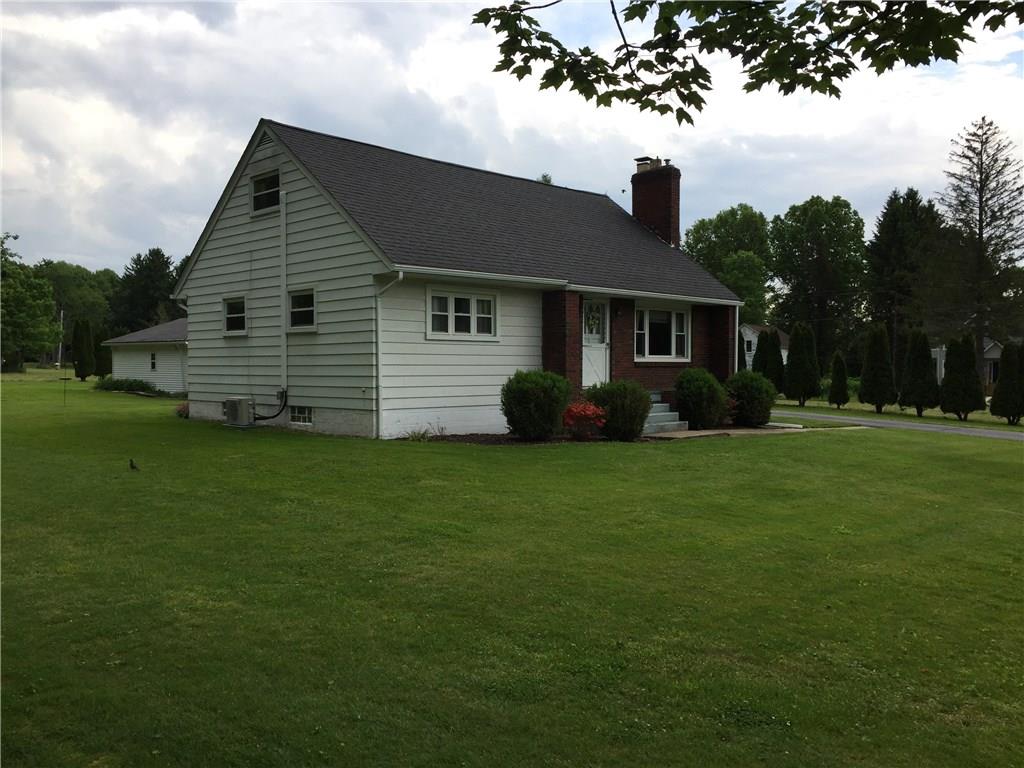 3108 Mercer Road New Castle, PA 16105 - Photo 2 of 17 Gallery Image 2