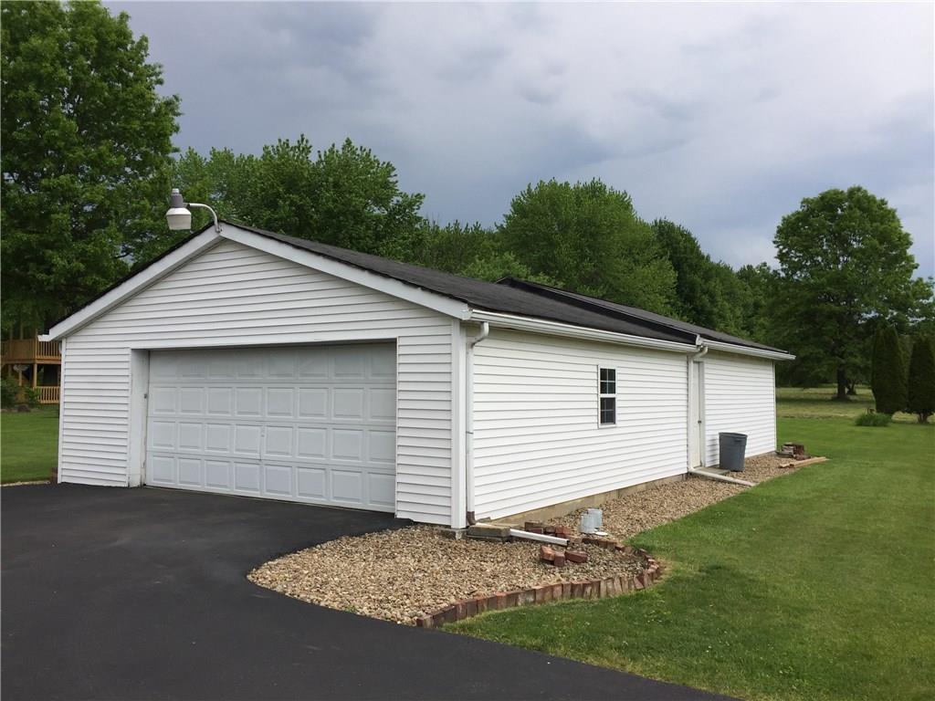 3108 Mercer Road New Castle, PA 16105 - Photo 4 of 17 Gallery Image 4
