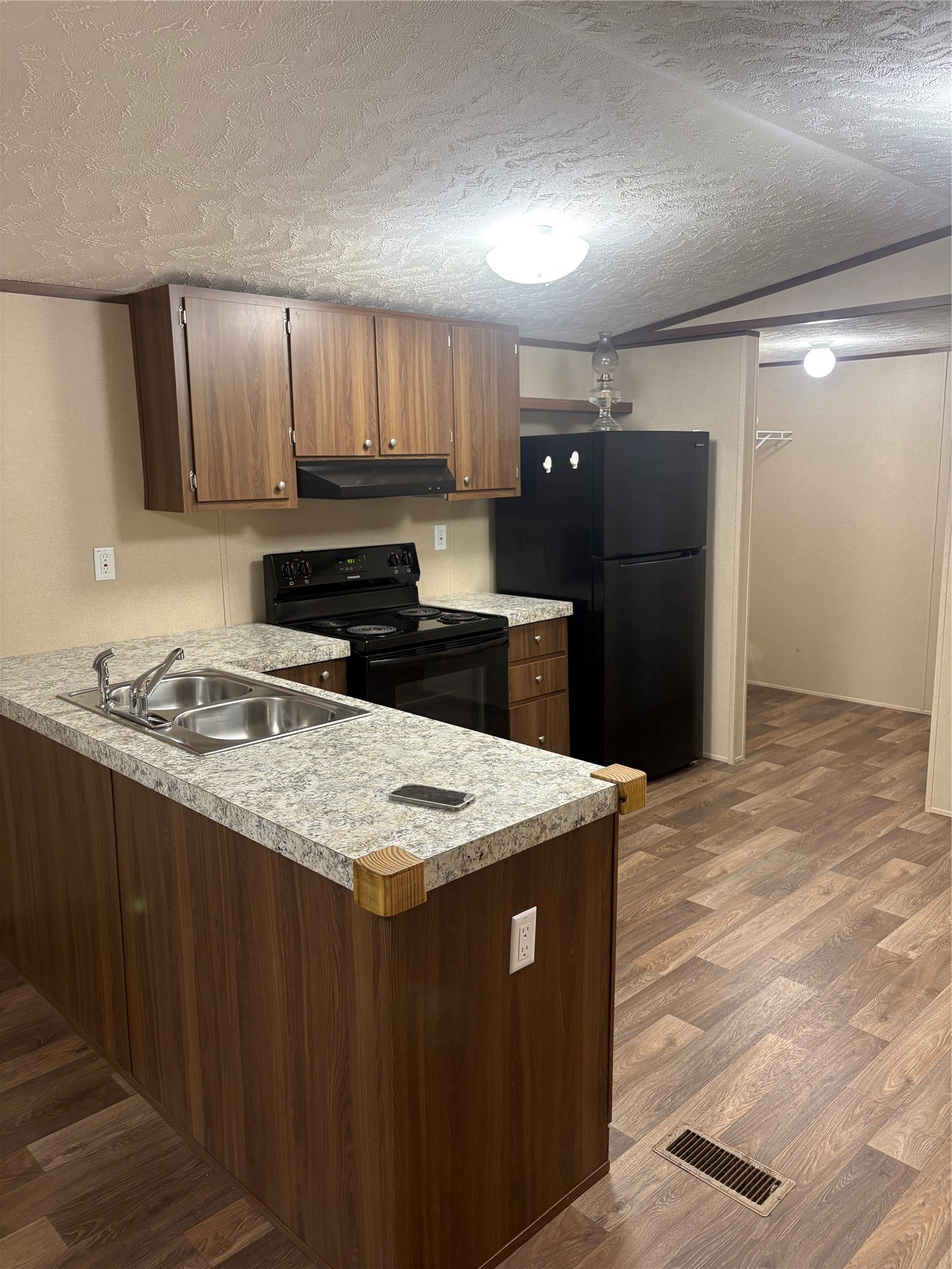 1311 Big Hawg Road Trinity, TX 75862 - Photo 2 of 4 Kitchen