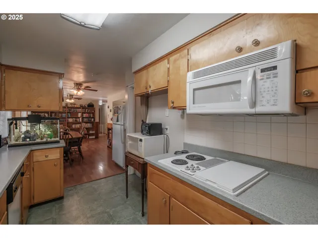 $415,000 | 3614 31st Avenue Northeast, Salem, OR 97301