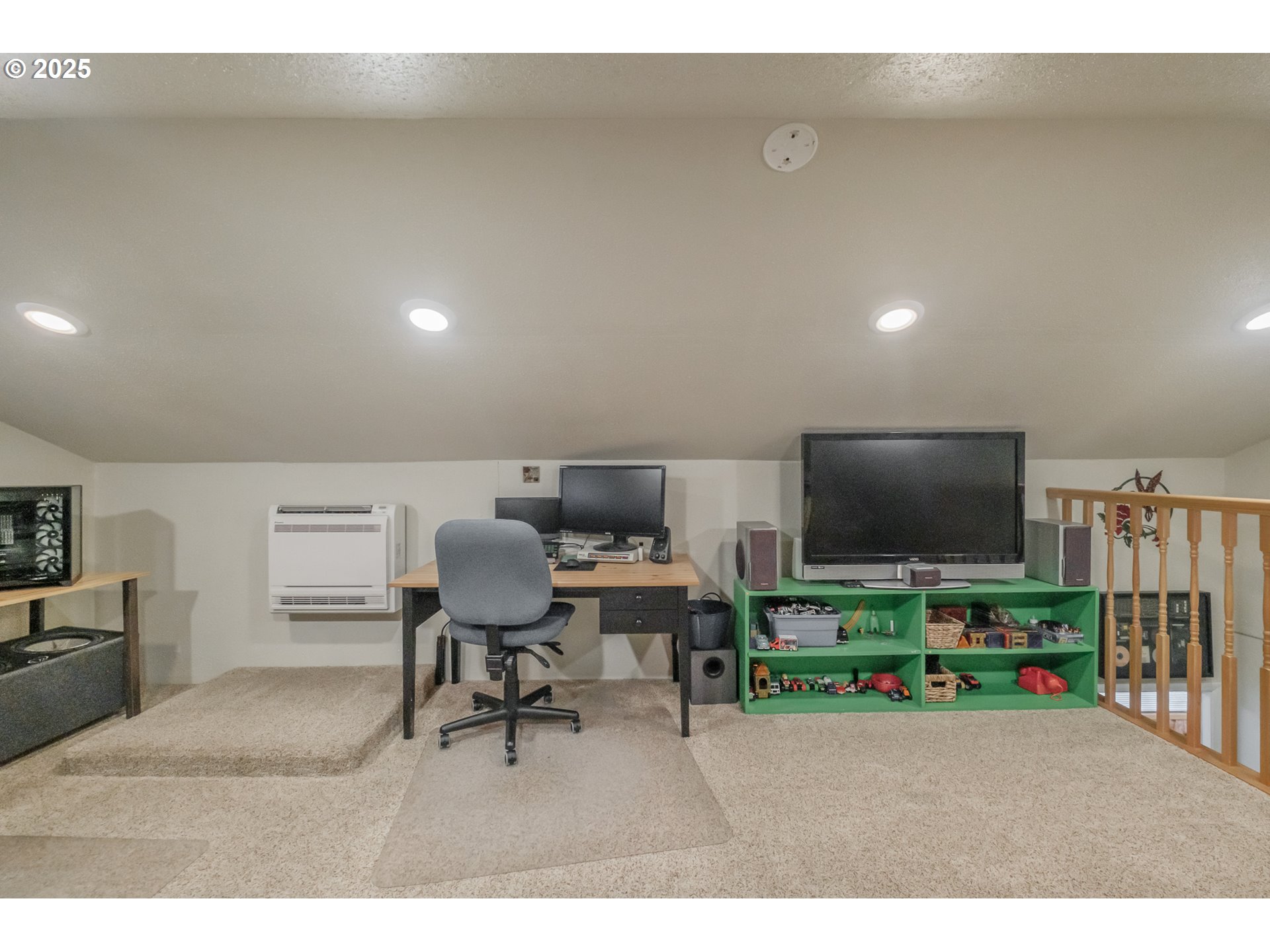 3614 31st Avenue Northeast Salem, OR 97301 - Photo 33 of 45