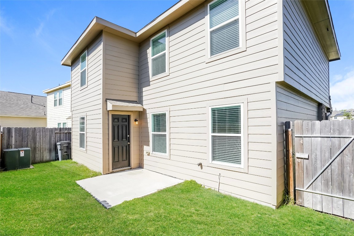 18711 Bell Ravine Drive Katy, TX 77449 - Photo 3 of 11