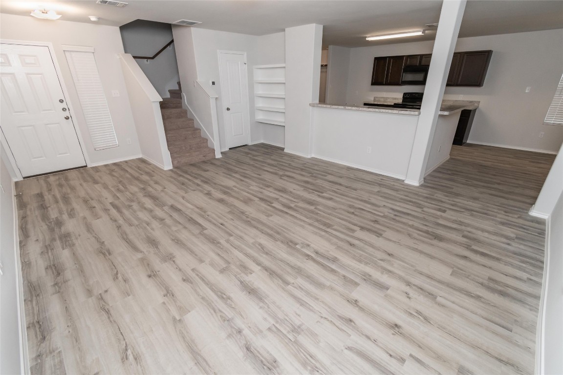 18711 Bell Ravine Drive Katy, TX 77449 - Photo 8 of 11 Photos may be representative of the floor plan and not the exact home. Finishes, layout, and features of the actual property for lease may vary.