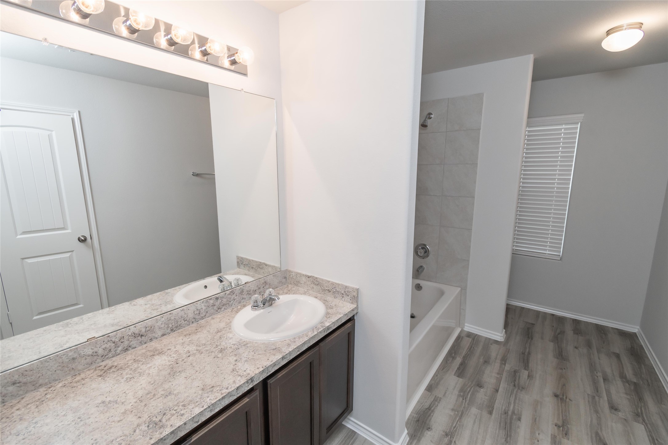 18711 Bell Ravine Drive Katy, TX 77449 - Photo 10 of 11 Photos may be representative of the floor plan and not the exact home. Finishes, layout, and features of the actual property for lease may vary.