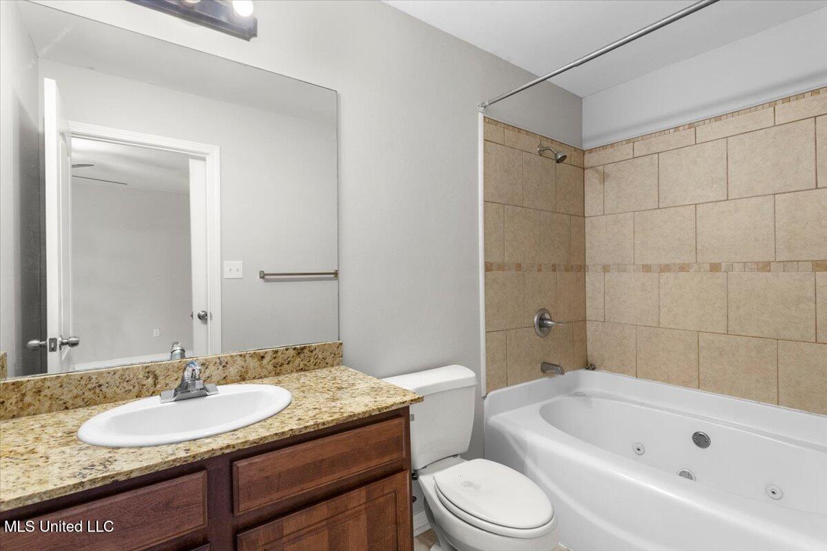 477 Tegarden Road, Unit D Gulfport, MS 39507 - Photo 26 of 37 20-HJ0A1665