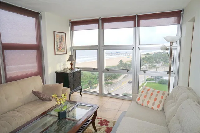 $3,500 | 525 North Ocean Boulevard, Unit 1025, Pompano Beach, FL 33062