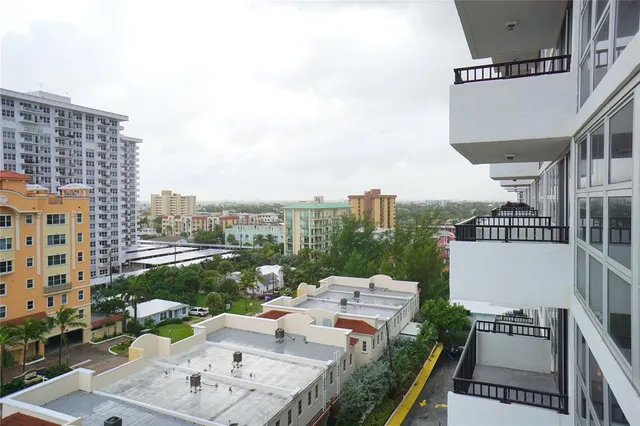 $3,500 | 525 North Ocean Boulevard, Unit 1025, Pompano Beach, FL 33062