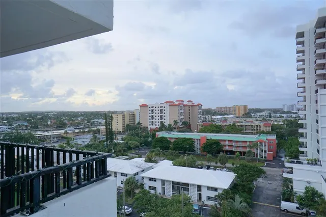 $3,500 | 525 North Ocean Boulevard, Unit 1025, Pompano Beach, FL 33062