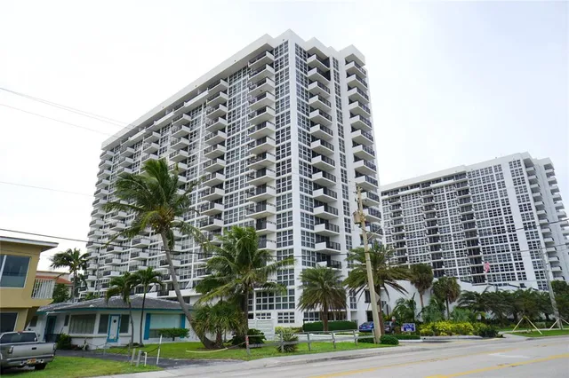 $3,500 | 525 North Ocean Boulevard, Unit 1025, Pompano Beach, FL 33062