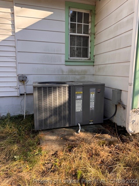 3156 Reservation Road Aberdeen, NC 28315 - Photo 13 of 15 a front view of a house
