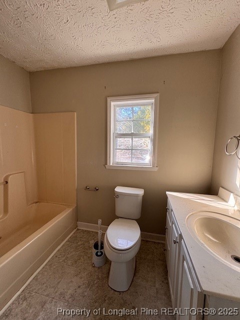 3156 Reservation Road Aberdeen, NC 28315 - Photo 9 of 15 a bathroom with a toilet a sink and bathtub