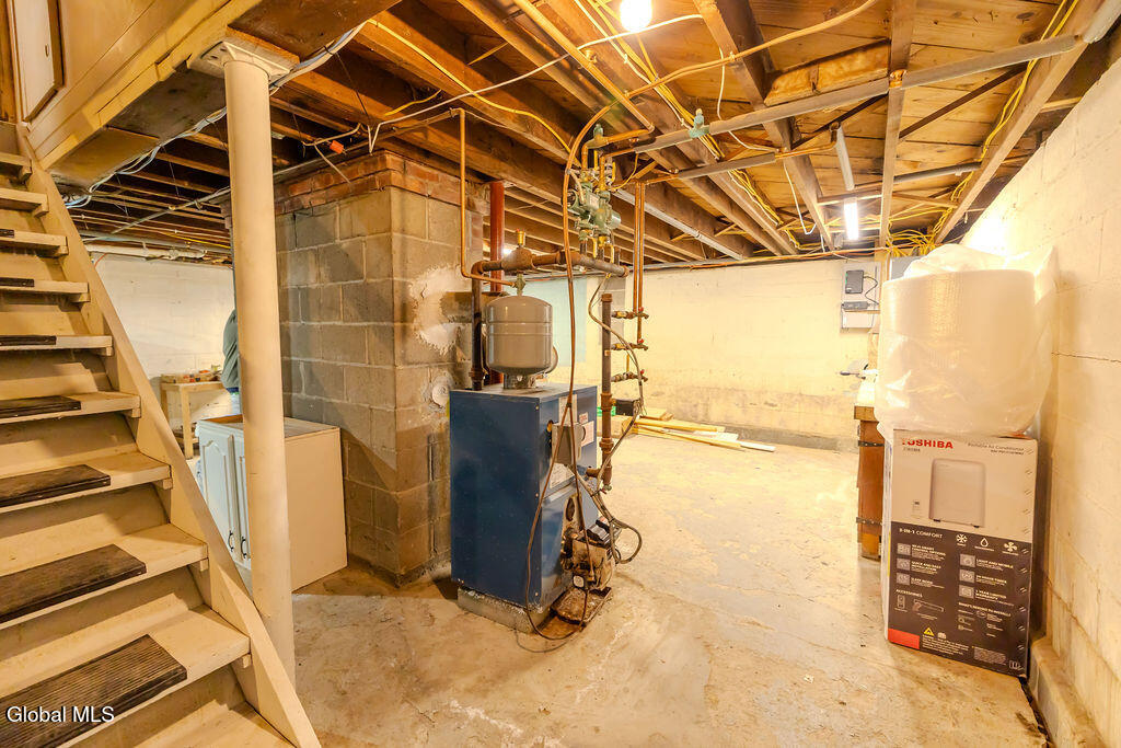 859 Putnam Road Rotterdam, NY 12306 - Photo 78 of 90 0S4A6938