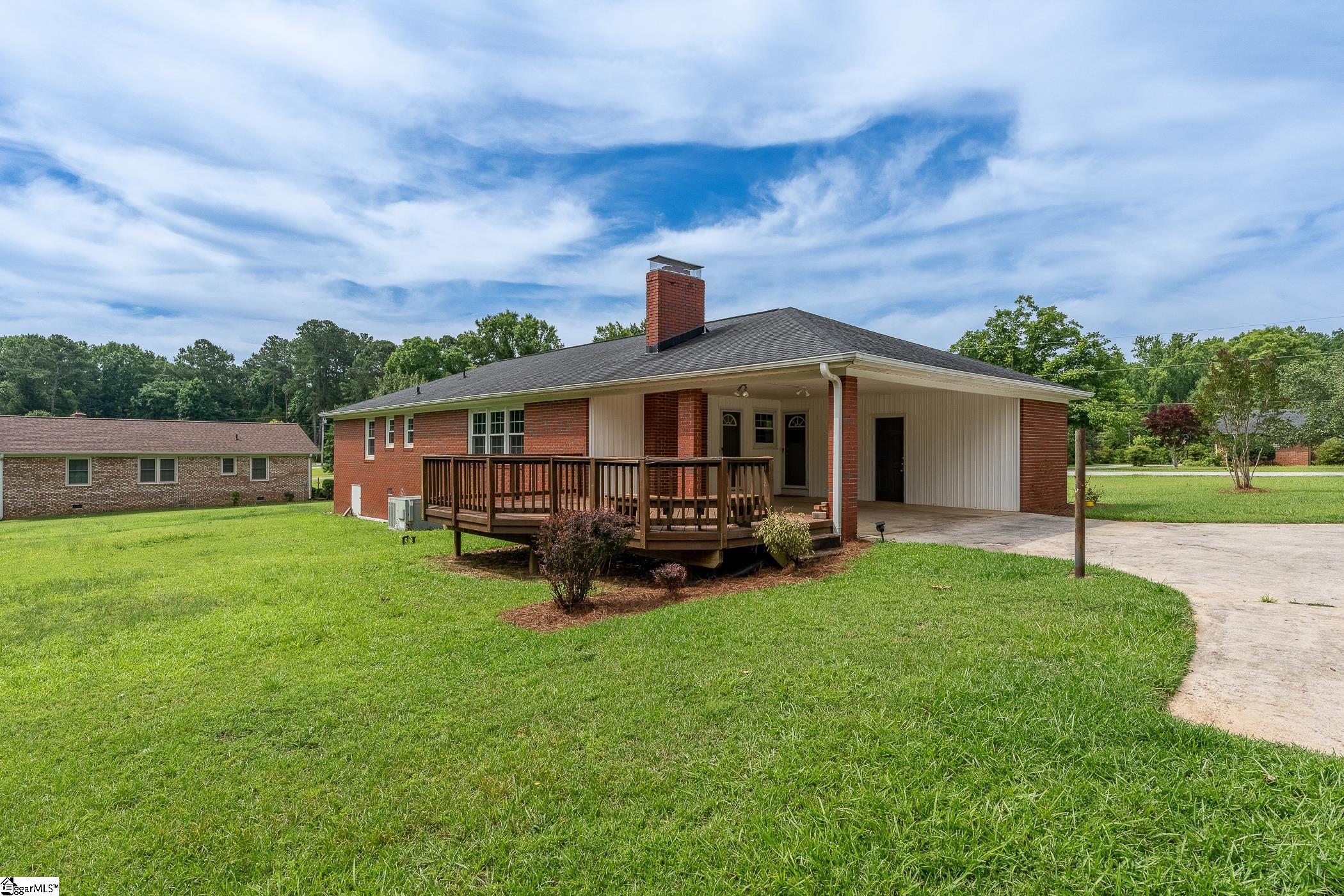 107 Lemon Tree Trail Laurens, SC 29360 - Photo 33 of 42