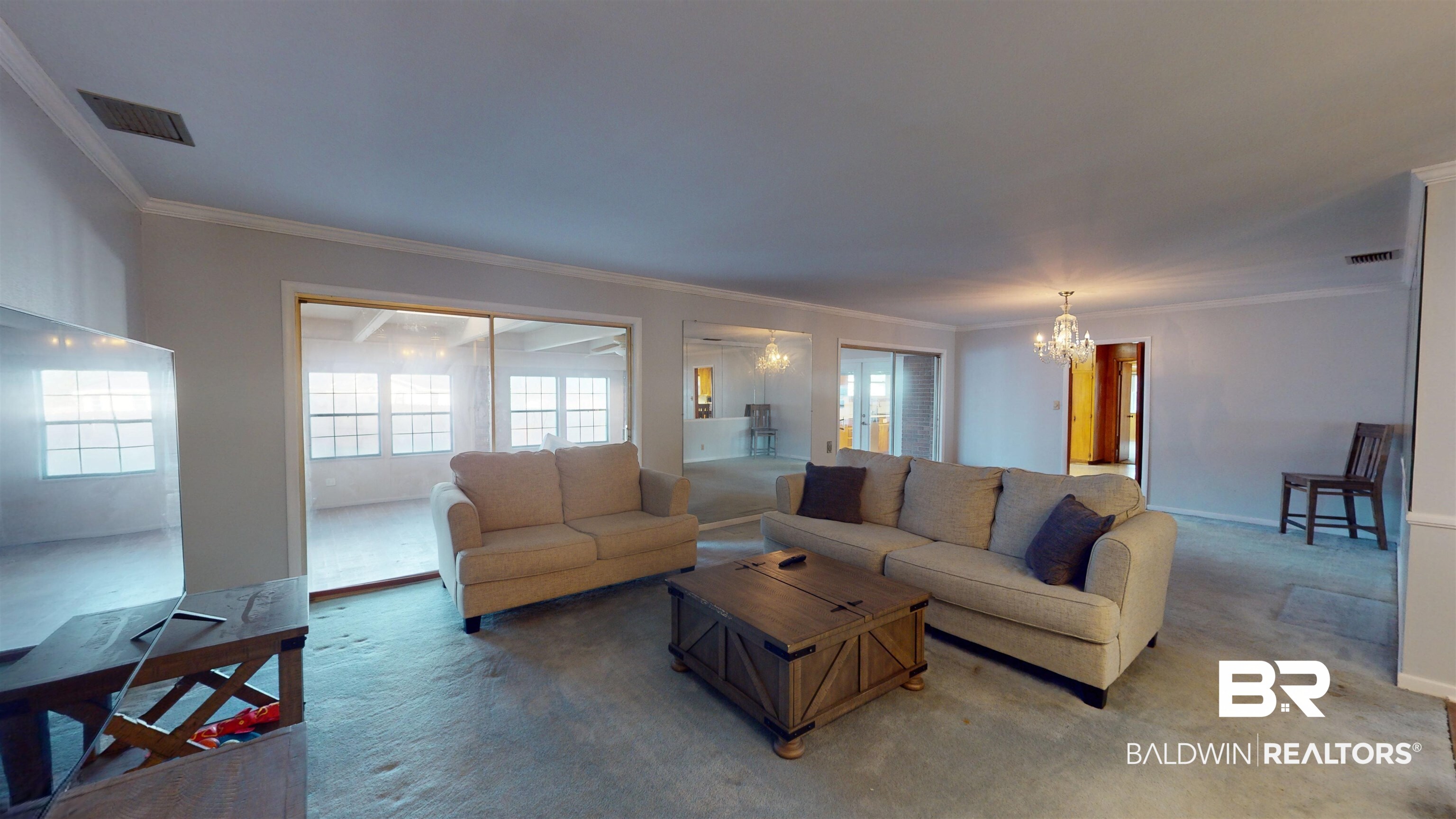 3904 South Ashley Drive Mobile, AL 36608 - Photo 5 of 28 Living Room