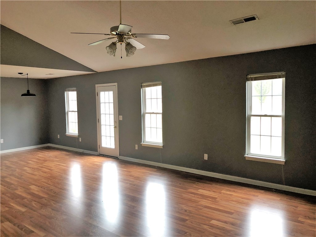115 Grant Road Westminster, SC 29693 - Photo 5 of 25 Gallery Image 5