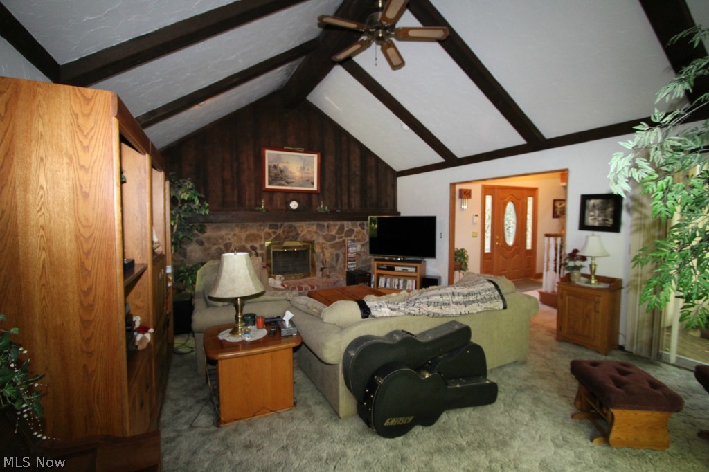 12394 Woodin Road Chardon, OH 44024 - Photo 5 of 25 GREAT ROOM