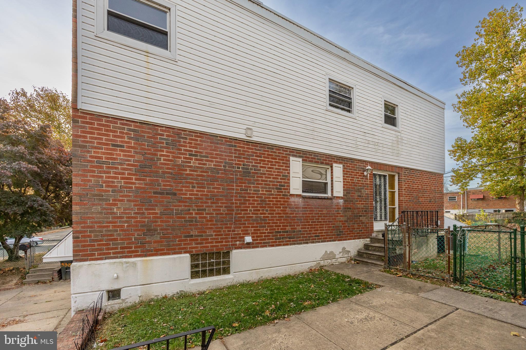 3380 Chesterfield Road Philadelphia, PA 19114 - Photo 3 of 44 Gallery Image 3