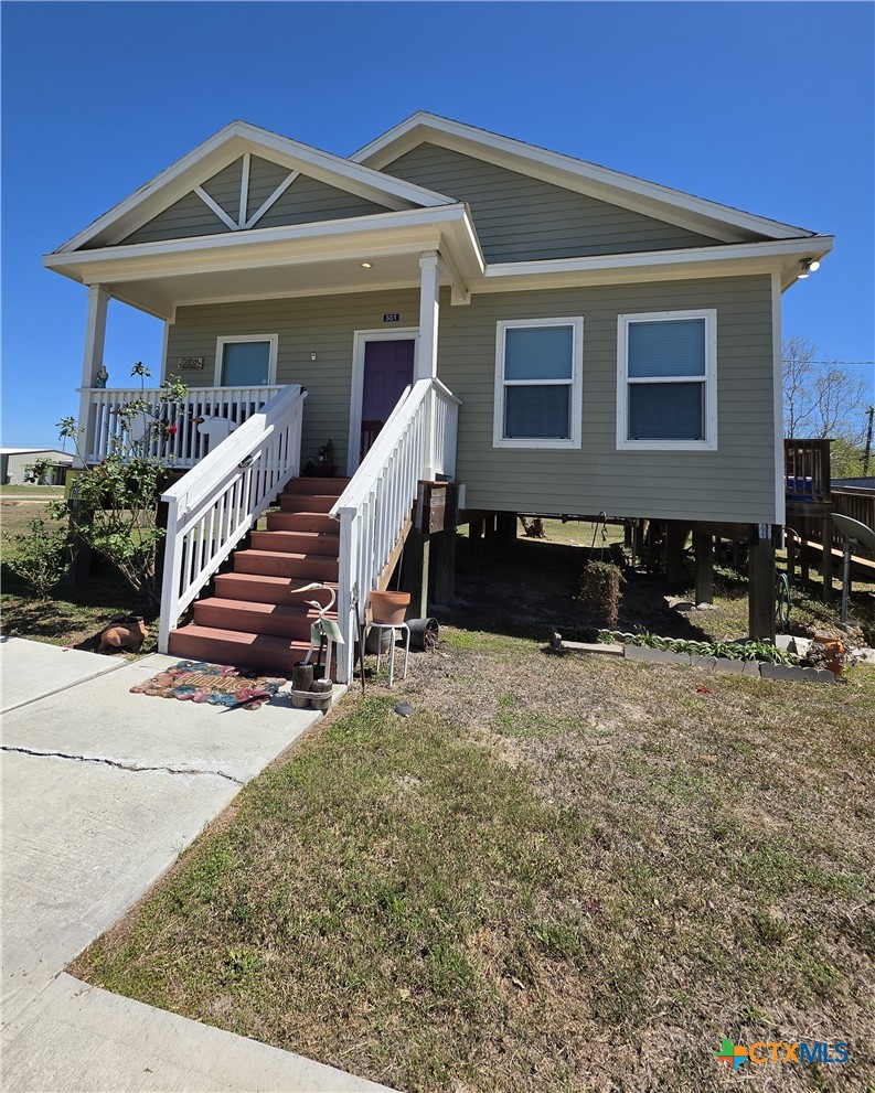 501 13th Street Seadrift, TX 77983 - Photo 1 of 22 a front view of a house with a yard
