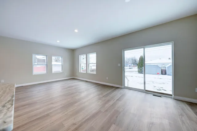 $347,999 | 1125 Brandt Street, Garden City, MI 48135