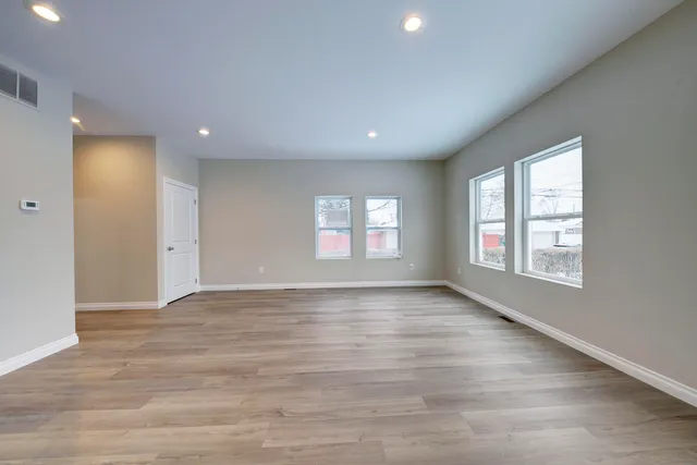 $347,999 | 1125 Brandt Street, Garden City, MI 48135