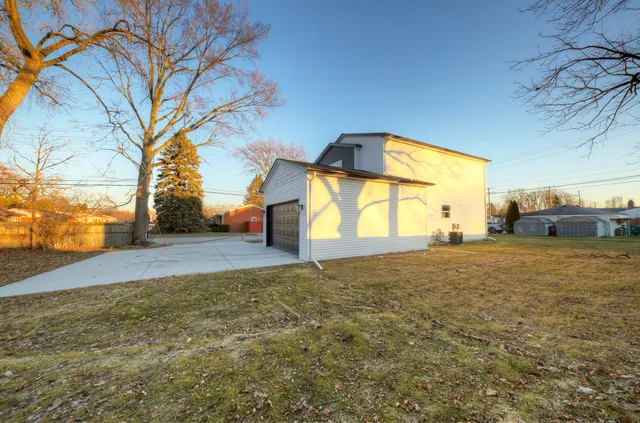 $347,999 | 1125 Brandt Street, Garden City, MI 48135