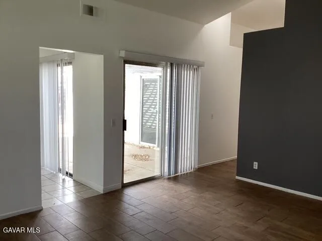 $2,995 | 3030 Twincreek Avenue, Palmdale, CA 93551