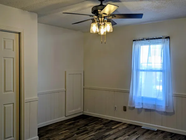 $279,900 | 27 West Wood Street, Newaygo, MI 49337
