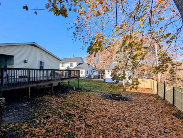 $279,900 | 27 West Wood Street, Newaygo, MI 49337