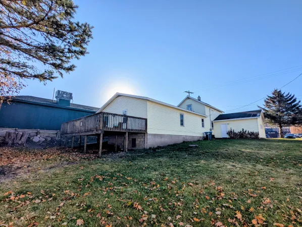 $279,900 | 27 West Wood Street, Newaygo, MI 49337