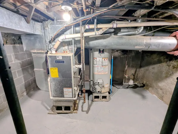 $279,900 | 27 West Wood Street, Newaygo, MI 49337