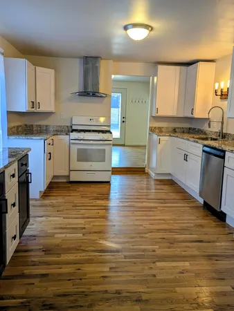 $279,900 | 27 West Wood Street, Newaygo, MI 49337