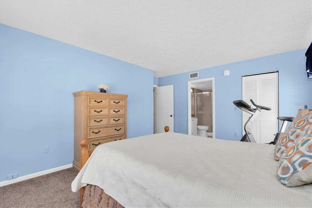 1207 Pine Ridge Circle West, Unit H2 Tarpon Springs, FL 34688 - Photo 17 of 34