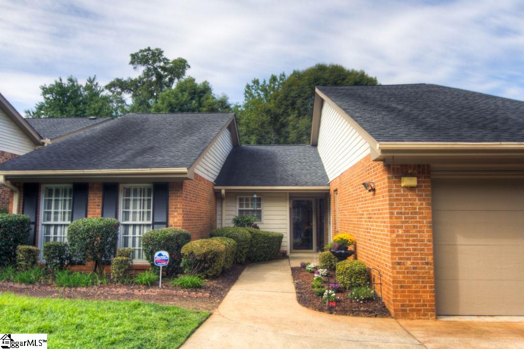 128 Hummingbird Ridge Greenville, SC 29605 - Photo 1 of 25 Gallery Image 1